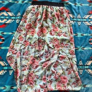 Brat star floral skirt